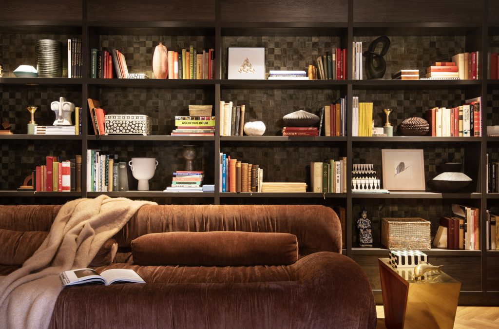 guest lounge at Jan Luyken Hotel in Amsterdam